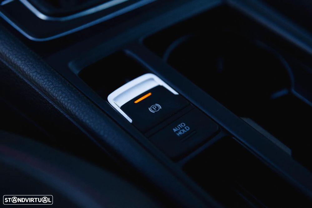 VW Golf GTI Performance BlueMotion - 19