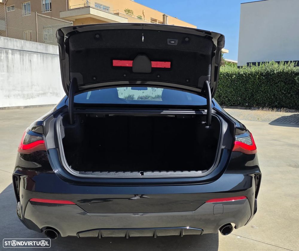 BMW 430 i Pack Desportivo M Auto - 29