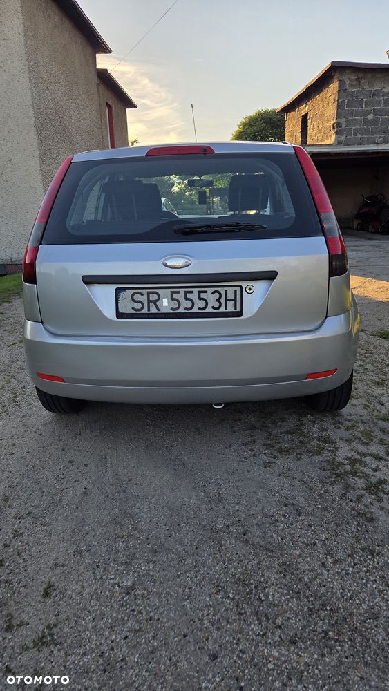 Ford Fiesta 1.4 - 5