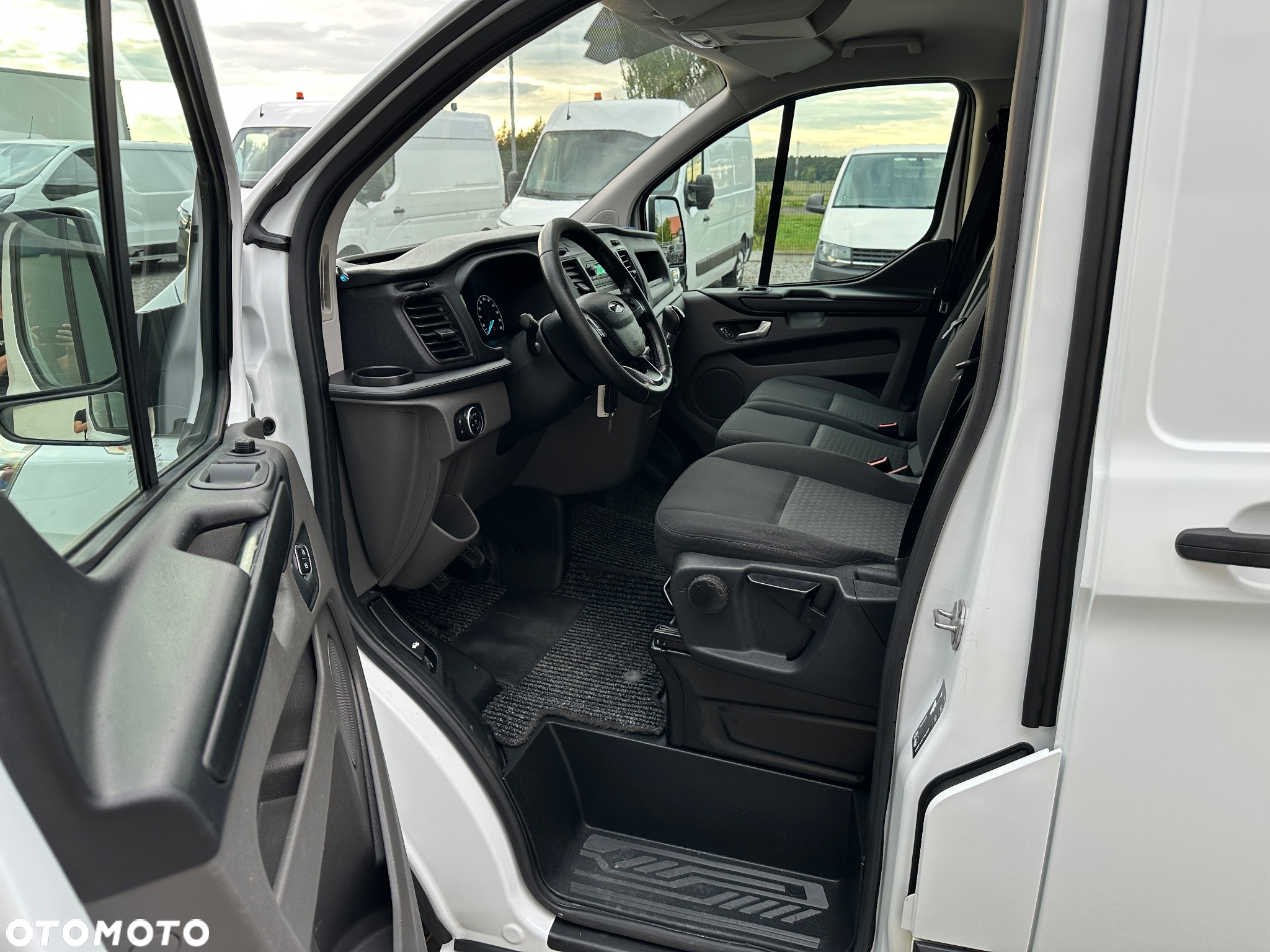 Ford Transit Custom 2.0 TDCi 130KM SORTIMO Zabudowa Warsztatowa FV23% - 27