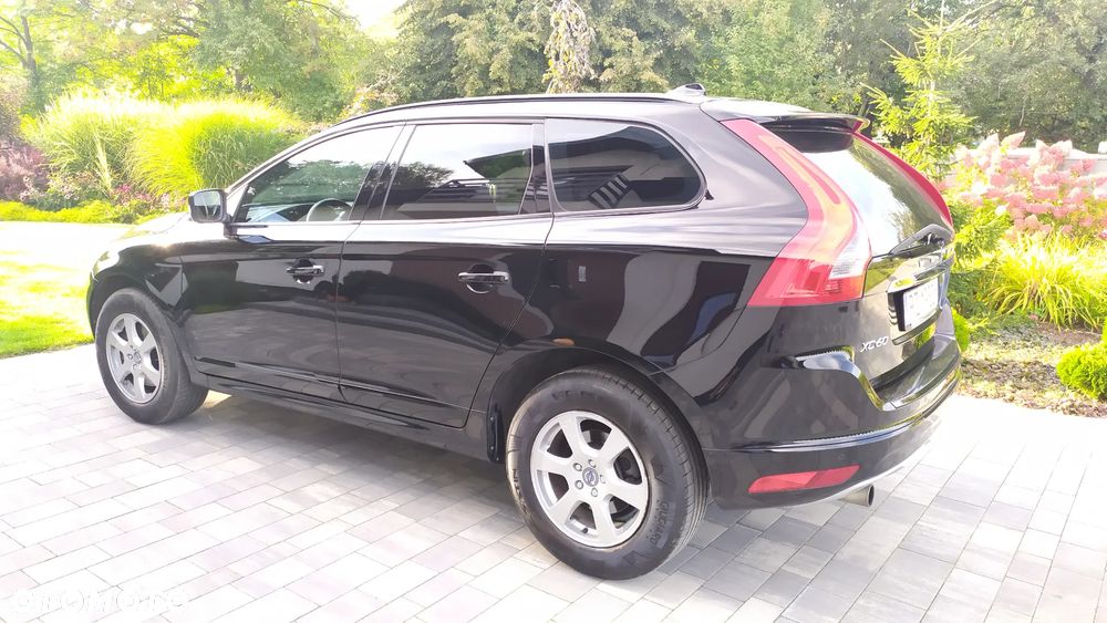 Volvo XC 60 D3 Geartronic Momentum - 3