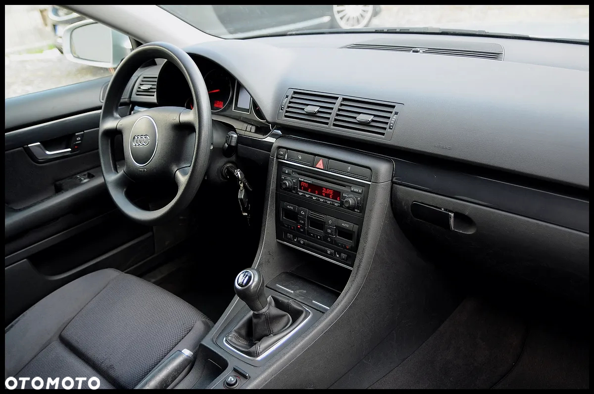 Audi A4 Avant 1.8T - 26