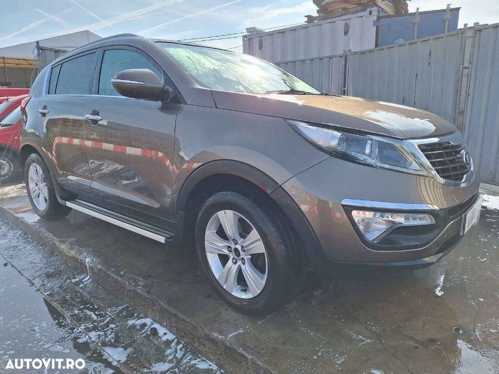 Trager Kia Sportage 2013 SUV 1.7 DOHC - 4