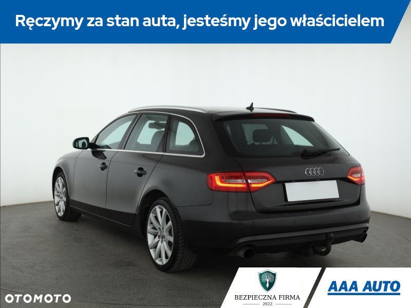 Audi A4 Avant - 6