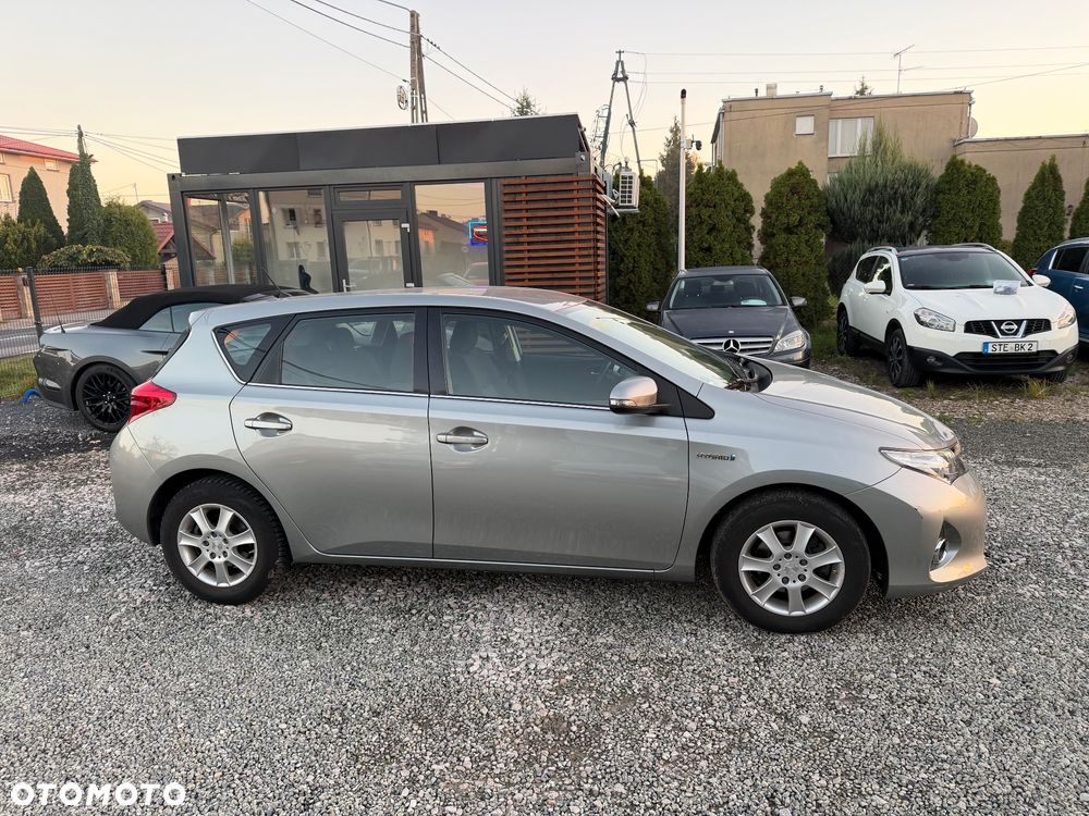 Toyota Auris 1.8 HSD Luna - 9