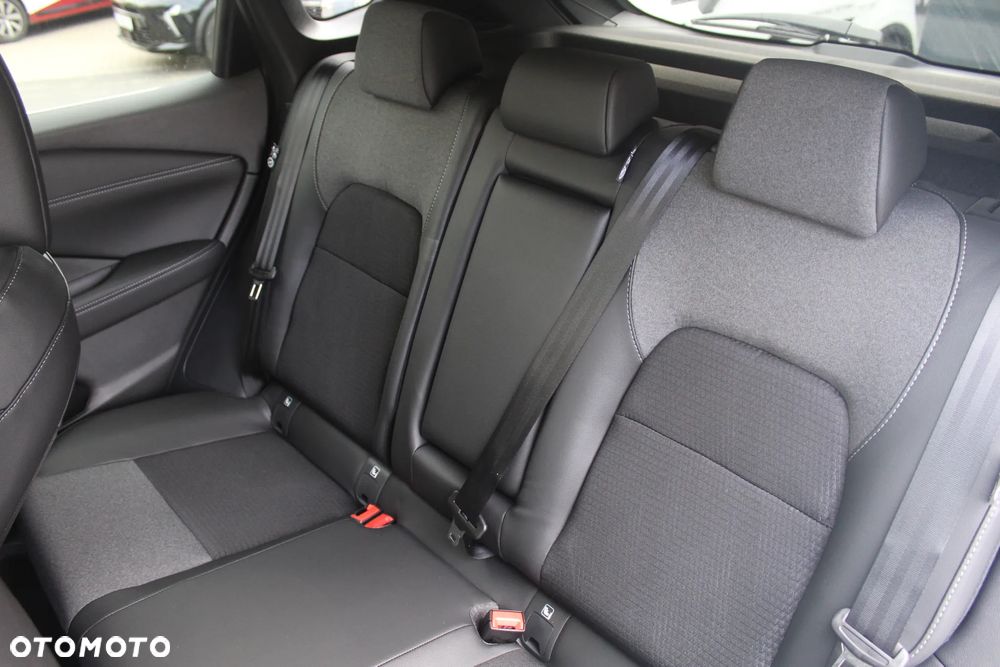 Nissan Qashqai 1.3 DIG-T MHEV N-Connecta Xtronic - 9