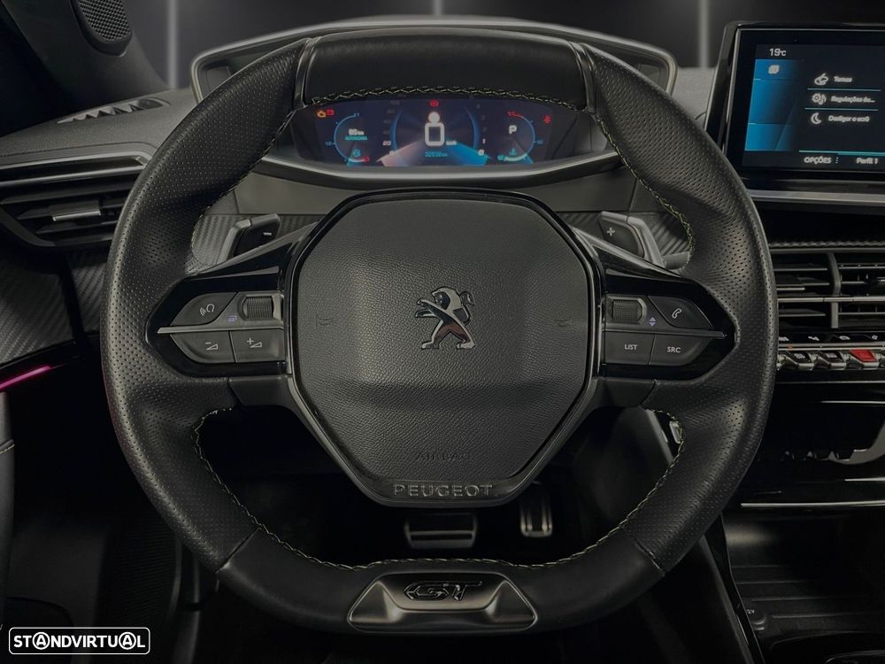 Peugeot 2008 1.2 PureTech GT Line EAT8 - 14