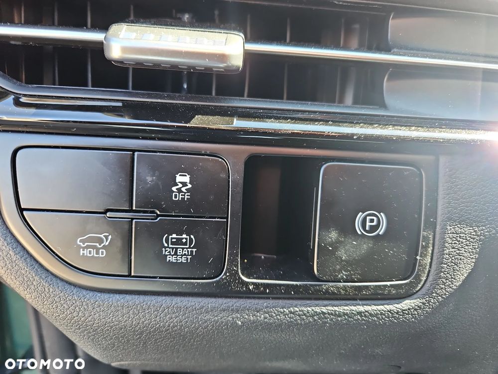 Kia Sportage 1.6 T-GDI MHEV Business Line 4WD DCT - 16