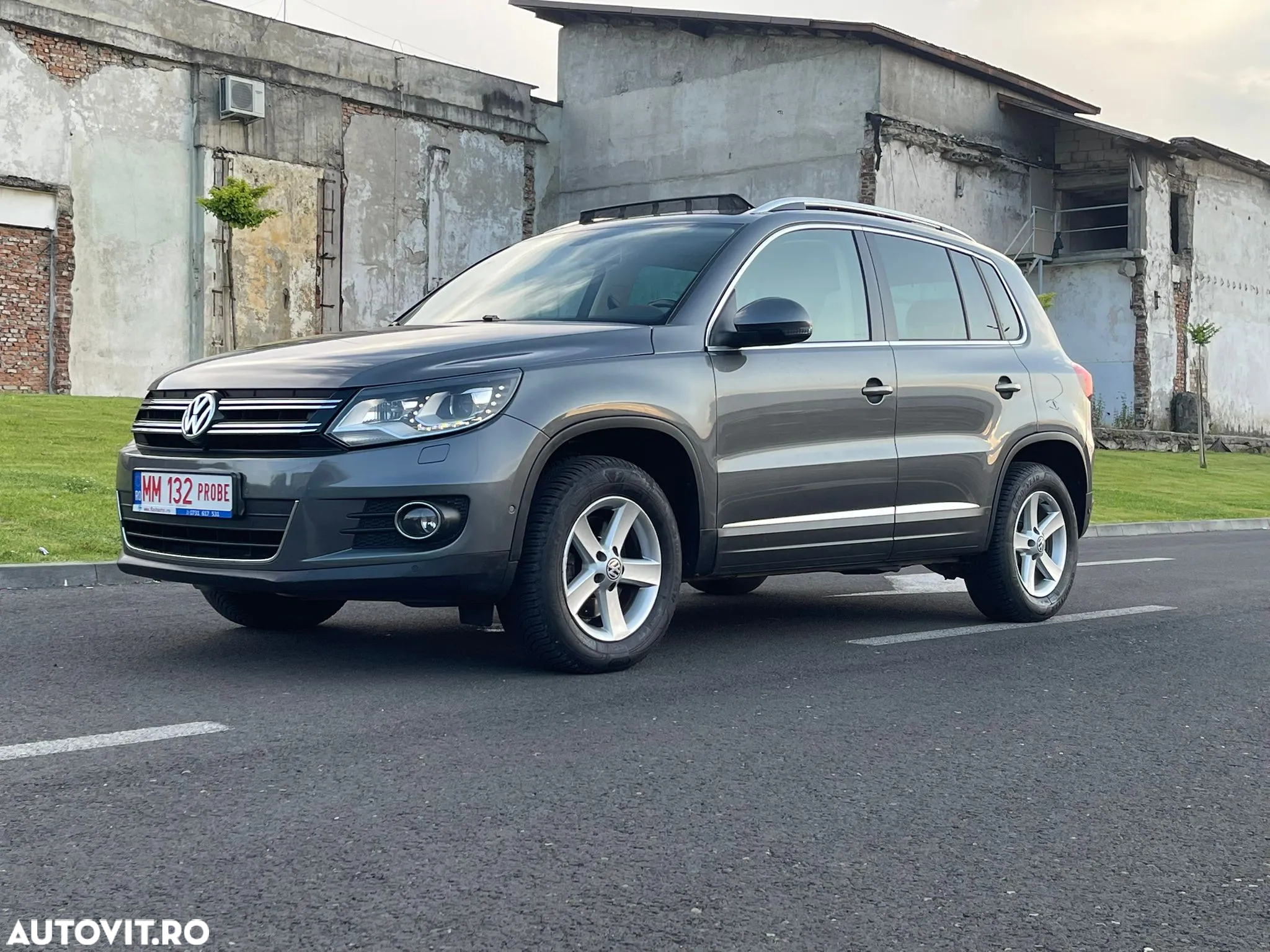 Volkswagen Tiguan 2.0 TDI DPF 4Motion DSG Exclusive - 12