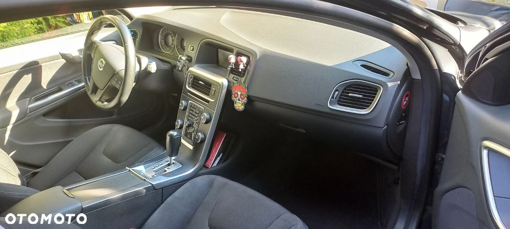 Volvo V60 2011 photo 4