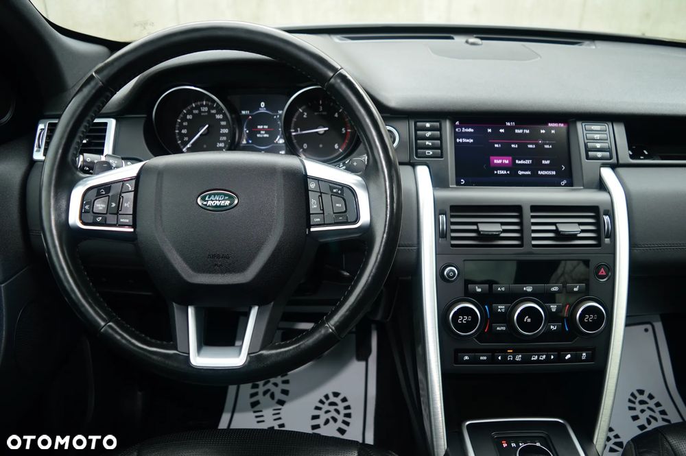 Land Rover Discovery Sport - 16