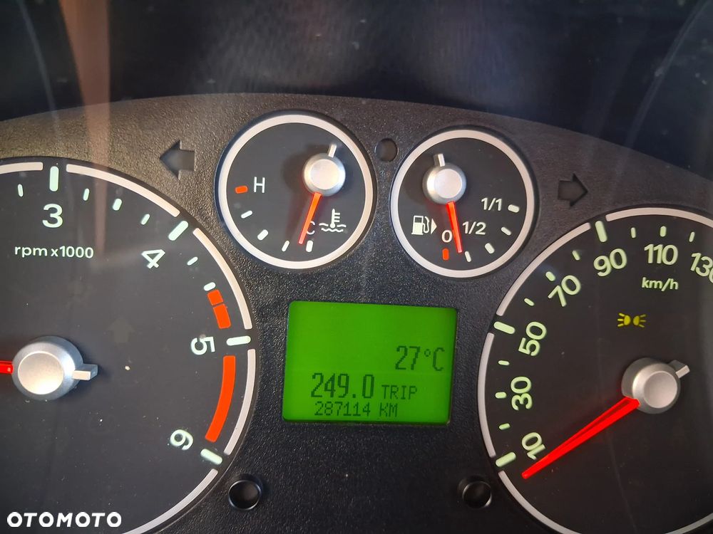 Ford Transit Connect - 12