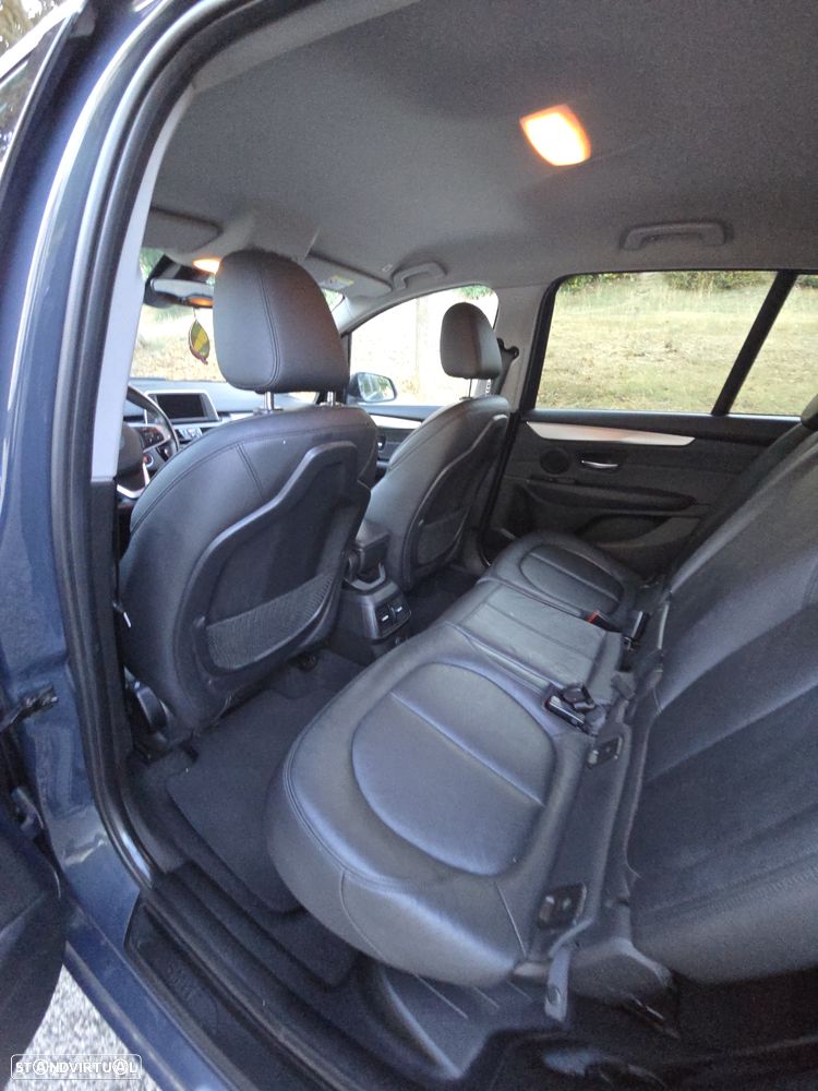 BMW 216 Gran Tourer d 7L Line Sport - 28