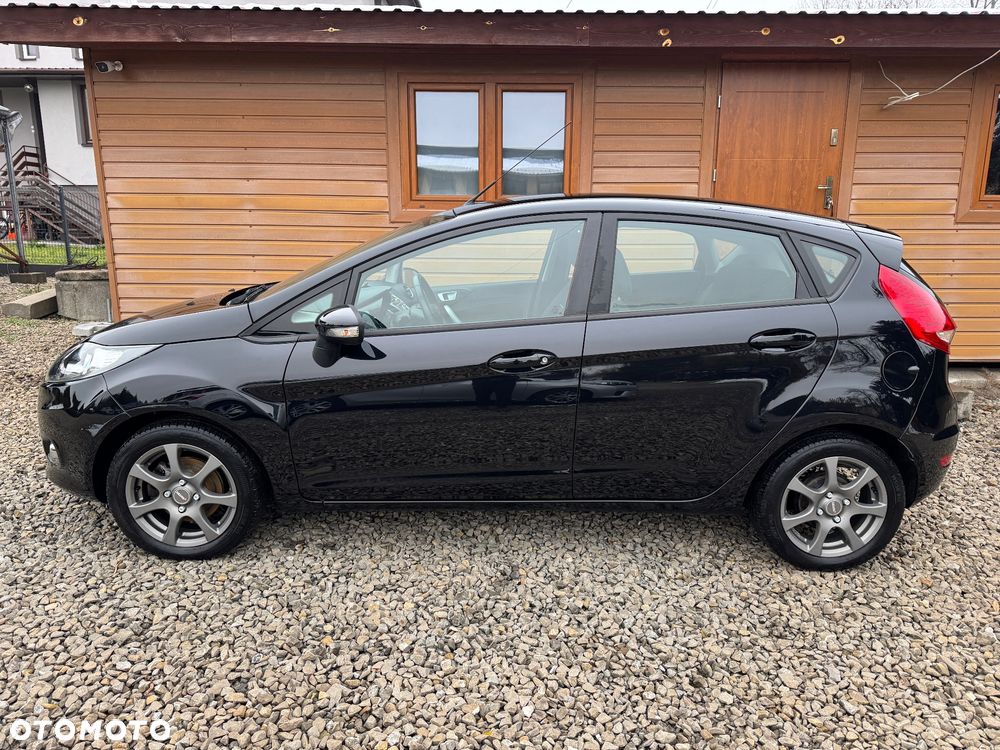 Ford Fiesta 1.4 Champions Edition - 2