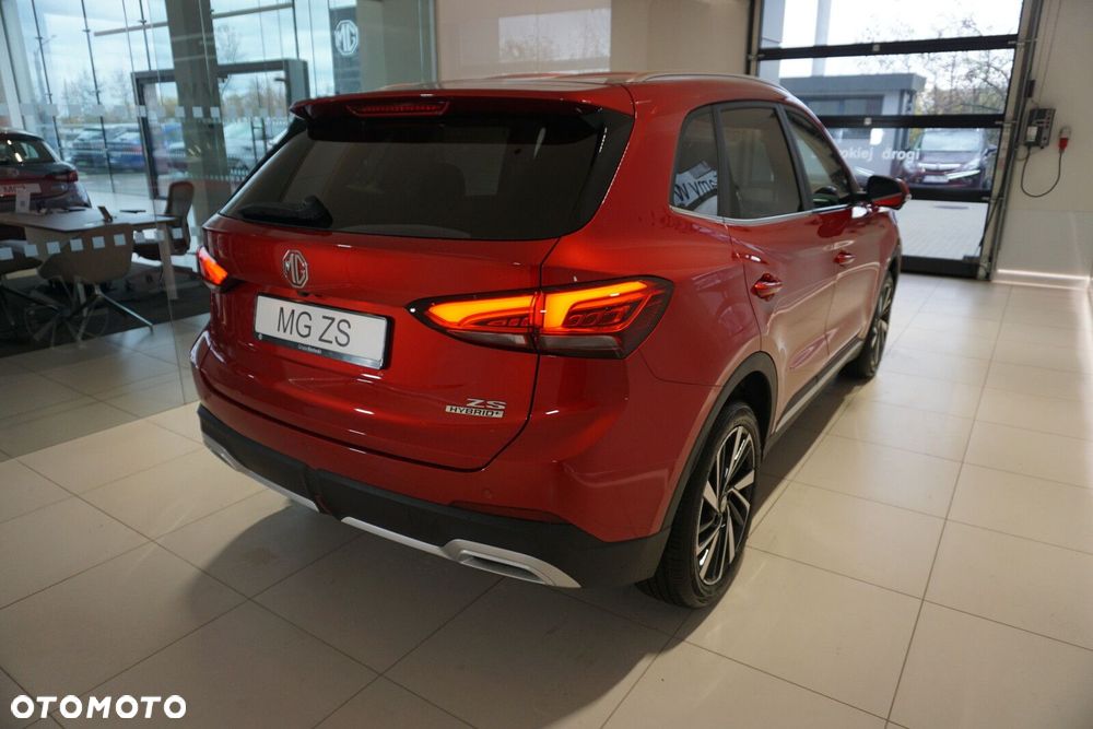 MG ZS Hybrid+ - 19