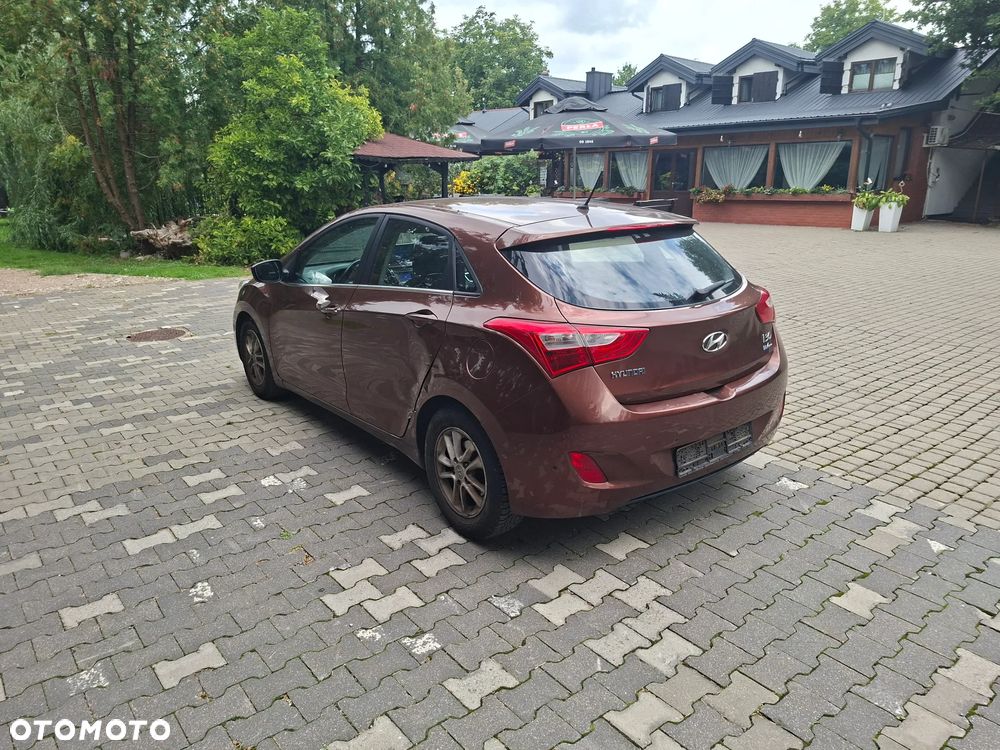 Hyundai i30 1.6 GDI Premium - 3
