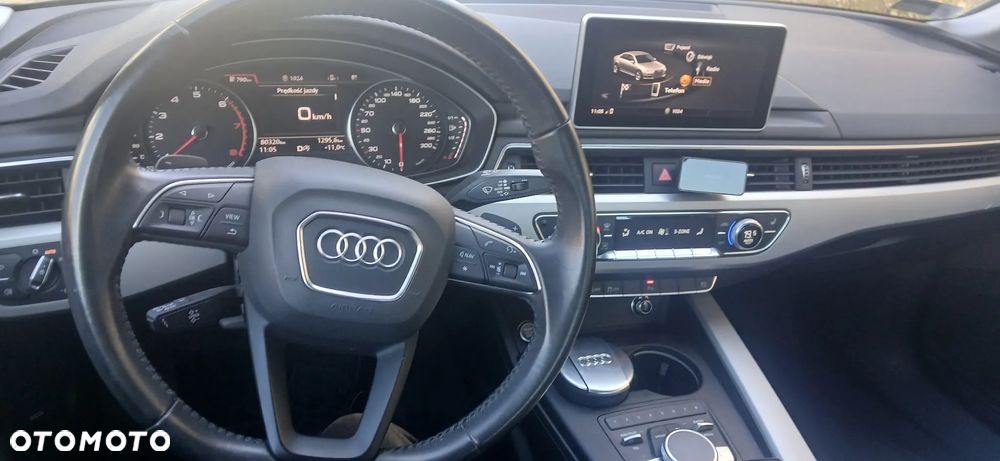 Audi A4 Limousine - 8