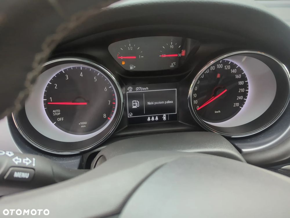 Opel Astra 1.2 T Business Edition S&S - 24