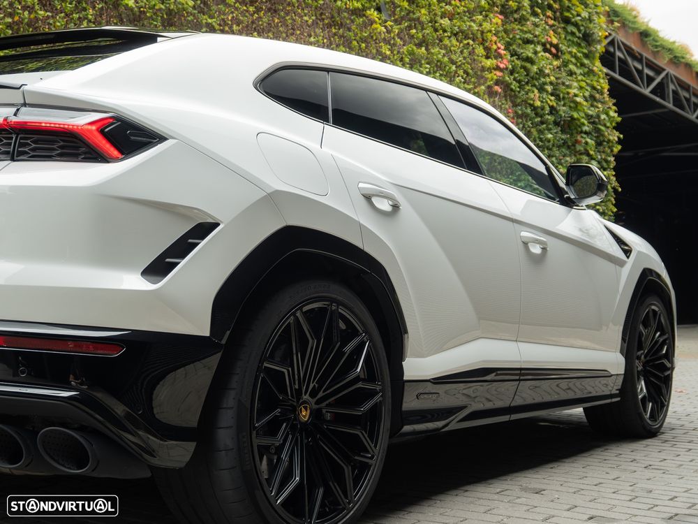 Lamborghini Urus 4.0 V8 SE - 17