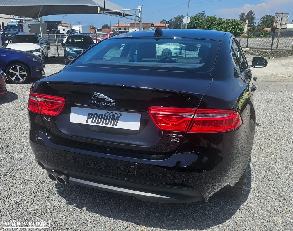 Jaguar XE 2.0 D Prestige AWD Aut. - 9