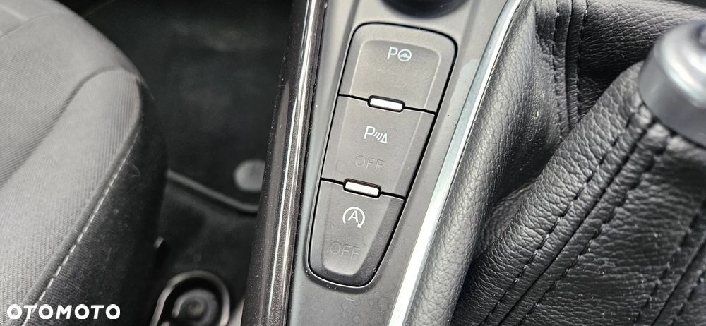 Ford Focus 1.0 EcoBoost Titanium - 23