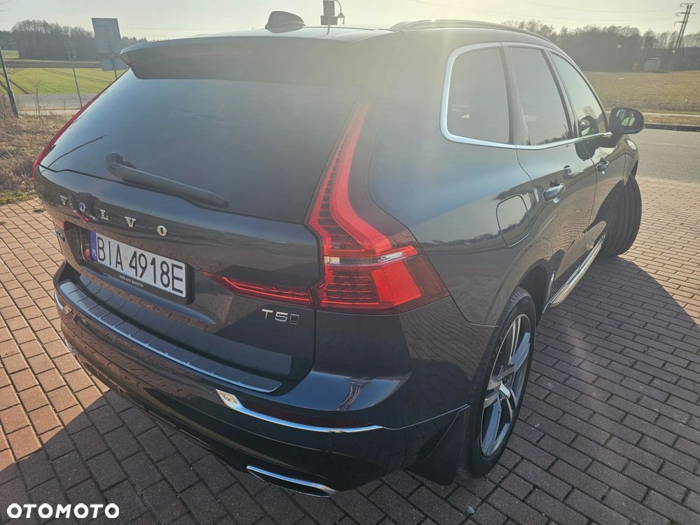 Volvo XC 60 T5 AWD Geartronic Momentum - 9