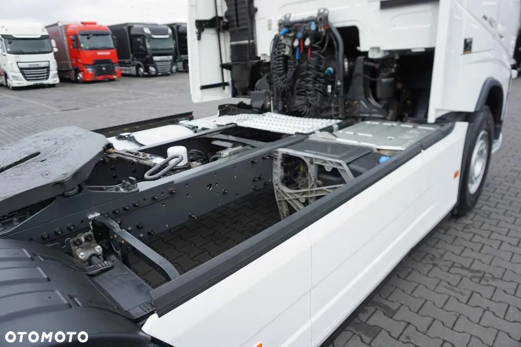 Volvo FH / 460 / EURO 6 / ACC / NISKI - 14