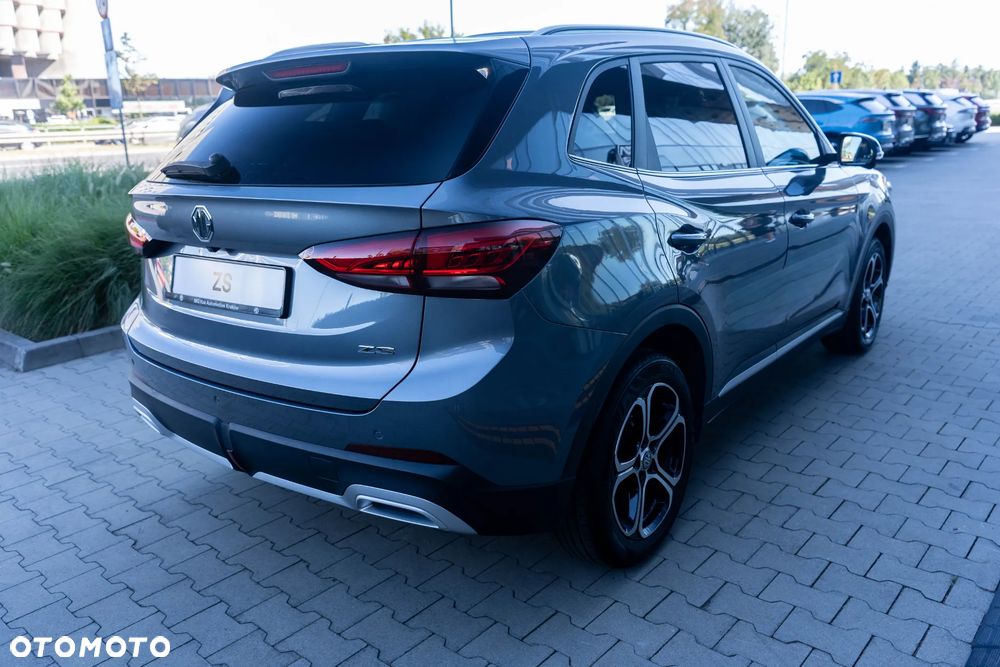 MG ZS - 7