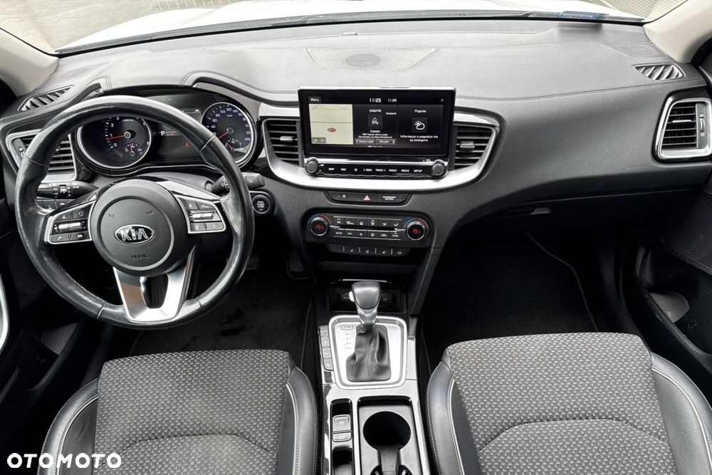 Kia XCeed 1.6 T-GDI L Business Line DCT - 18