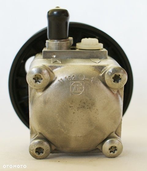 POMPA WSPOMAGANIA VOLVO V70 S60 2.5T 8603050 ZF - 2