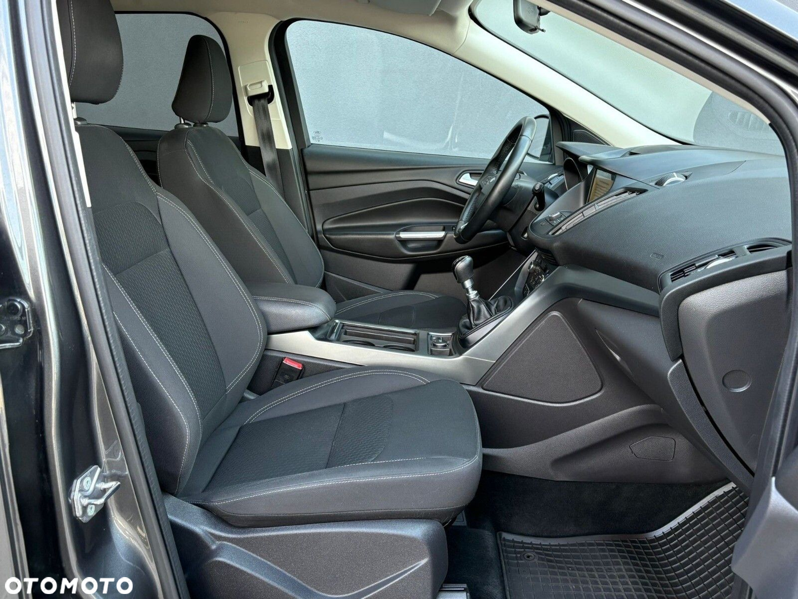 Ford Kuga 1.5 EcoBoost FWD Titanium ASS - 8