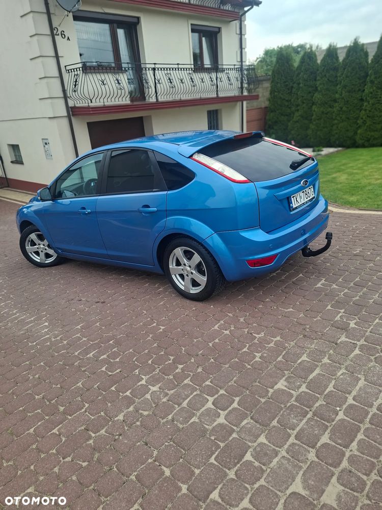 Ford Focus 2.0 16V Trend - 1