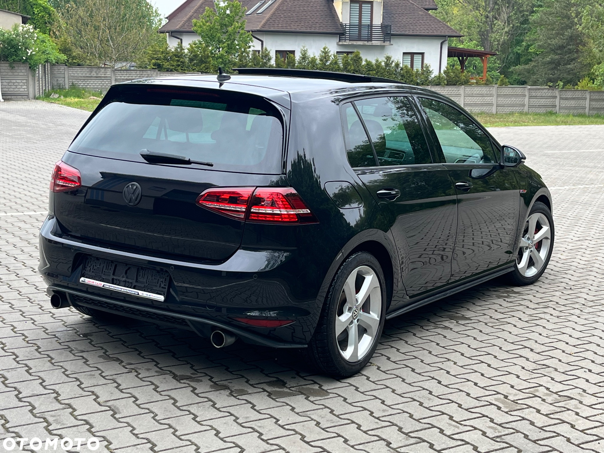 Volkswagen Golf VII 2.0 TSI BMT GTI - 27