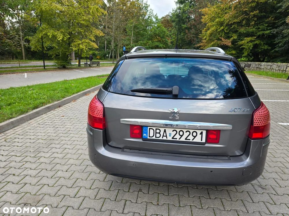 Peugeot 407 - 11