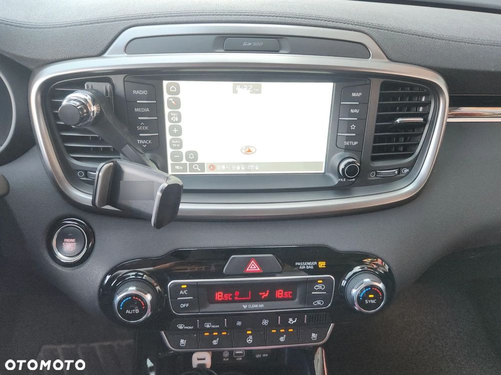 Kia Sorento 2.2 CRDi XL 4WD DCT 7os - 14