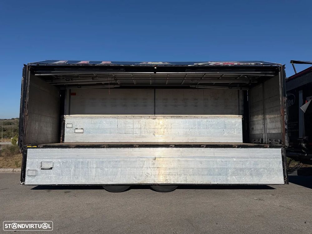 Mercedes Benz Antos 2543 6x2 Porta-Bebidas FullAir - 27