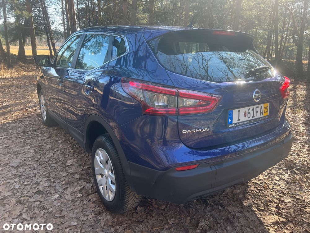 Nissan Qashqai - 11