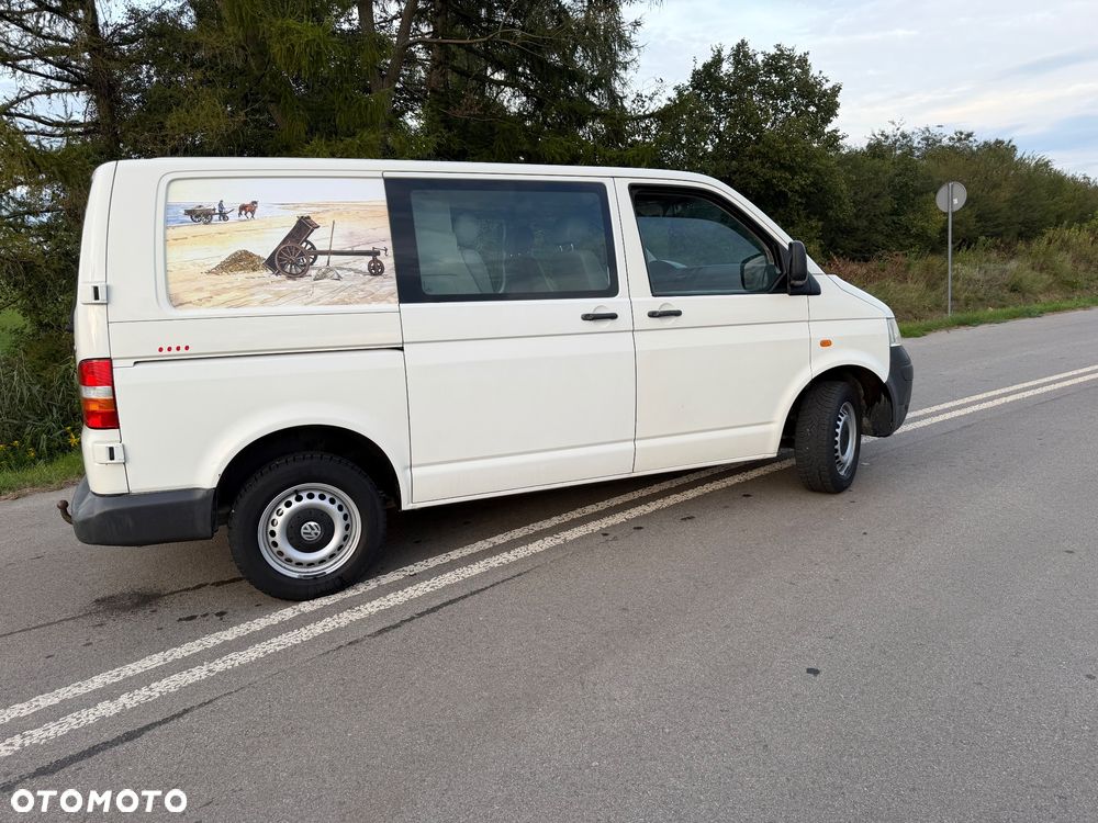 Volkswagen Transporter - 2