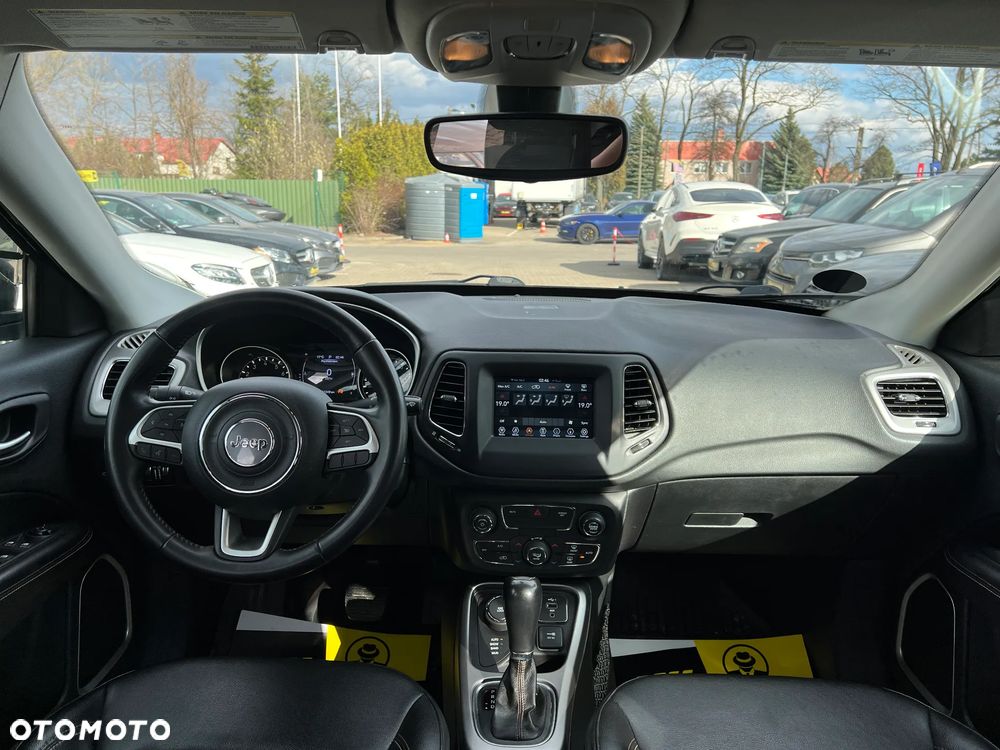Jeep Compass - 16