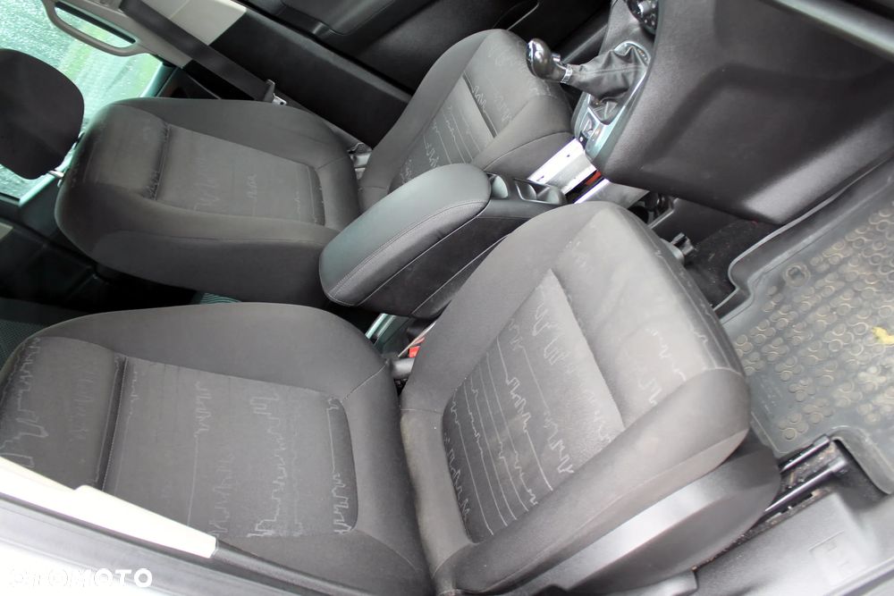 Opel Meriva 1.7 CDTI Essentia - 11