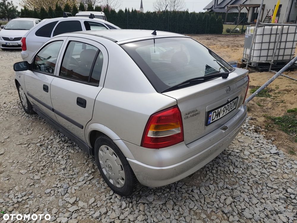 Opel Astra - 3