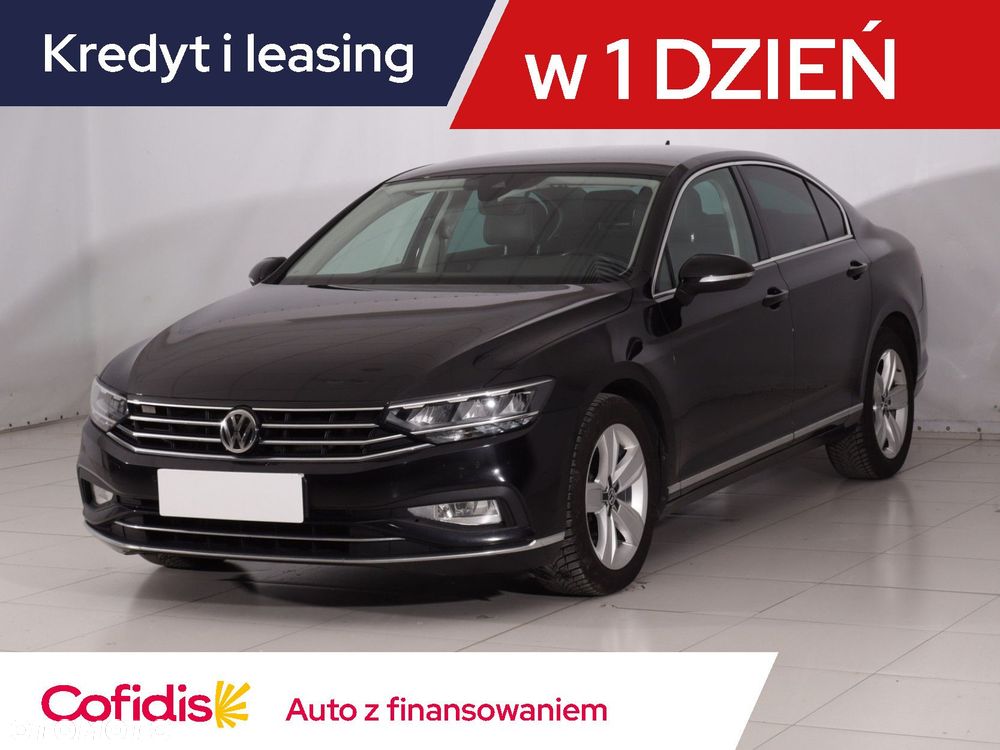 Volkswagen Passat - 2