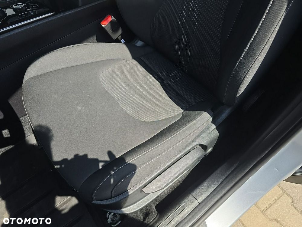 Kia Sportage - 12