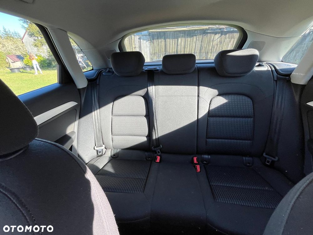 Audi Q3 2.0 TDI Edycja Specjalna - 13