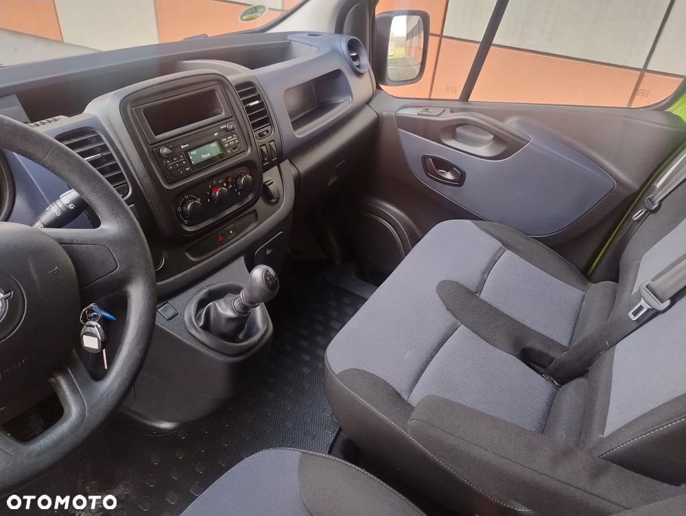 Opel VIVARO 1.6 CDTI (110KM) 6-BIEGÓW (L1H1) STAN SUPER IDEALNY 100% BEZWYPADKOWY LAKIER ORYGINALNY NIE MA RDZY SERWIS KM DO KOŃCA ! ! ! - 18