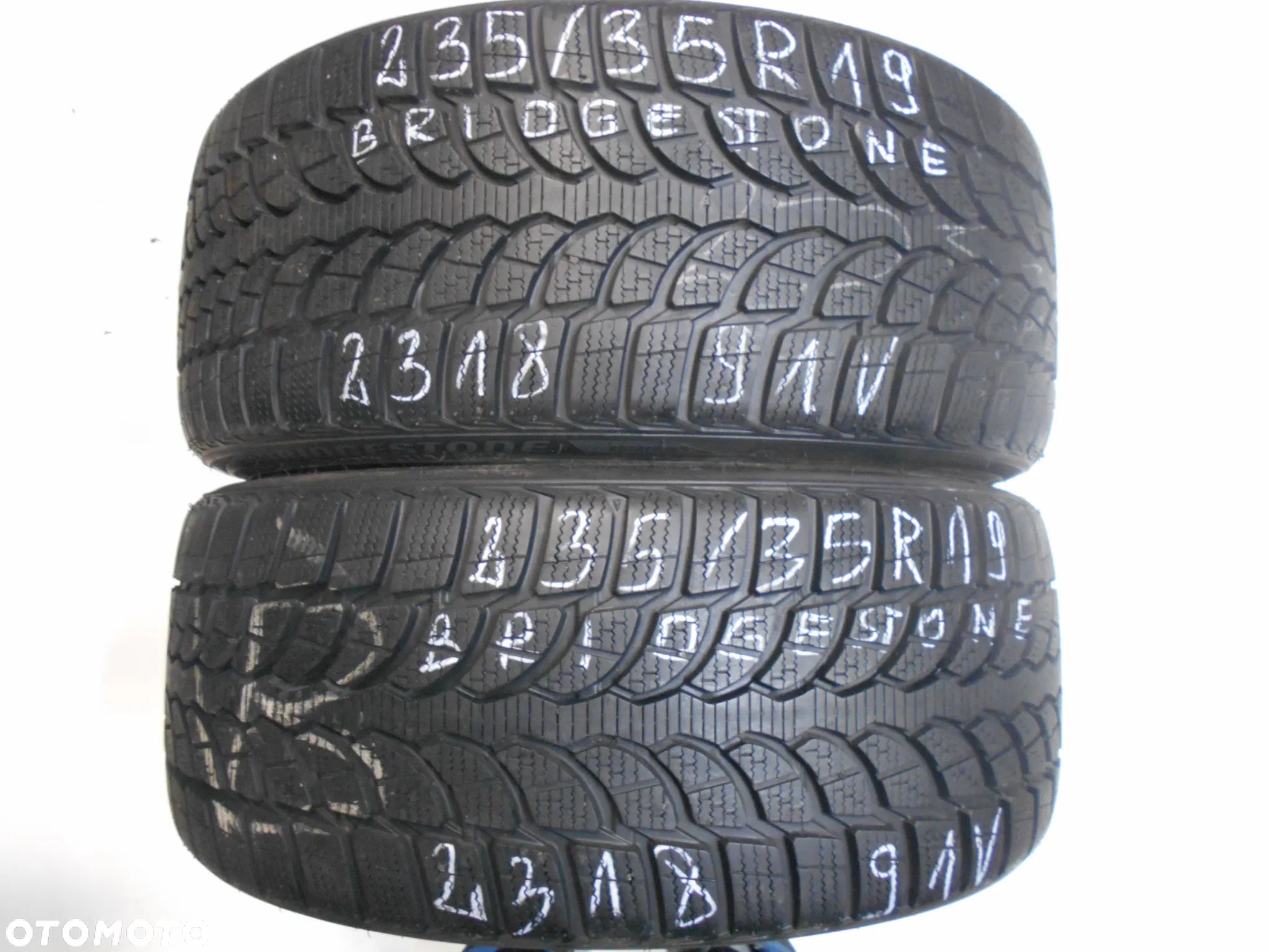 OPONY 235/35R19 BRIDGESTONE BLIZZAK LM-32 DOT 2318 8MM - 1