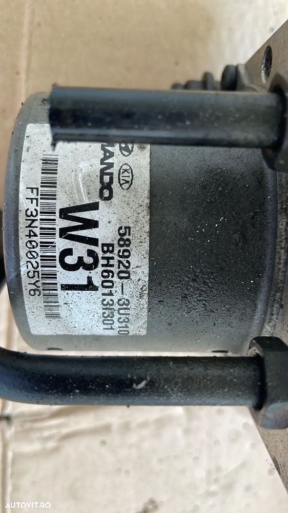 Pompa ABS 589203u310 1.7 D Kia SPORTAGE 2012 - 2