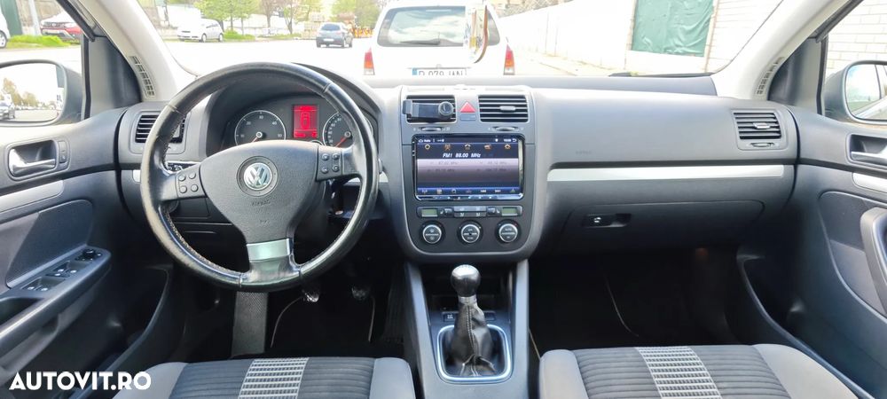 Volkswagen Golf 2.0 TDI United - 3