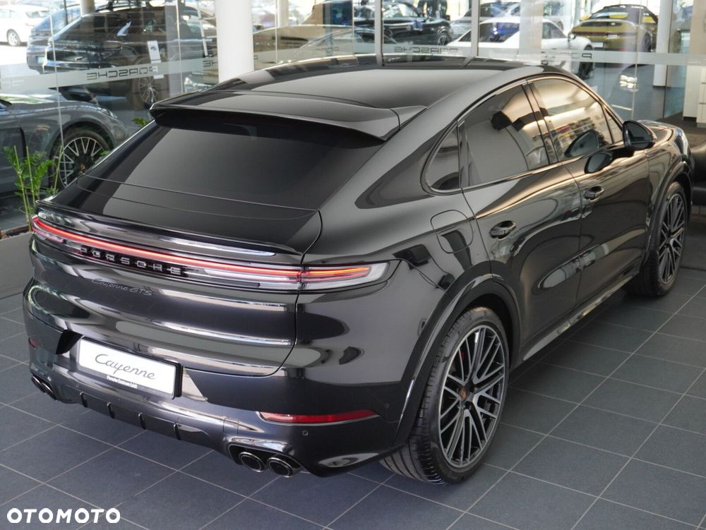 Porsche Cayenne GTS - 15
