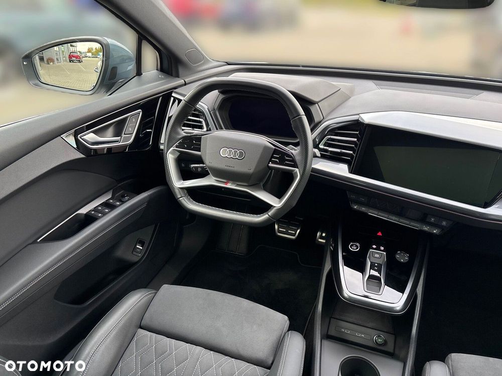 Audi Q4 e-tron - 17